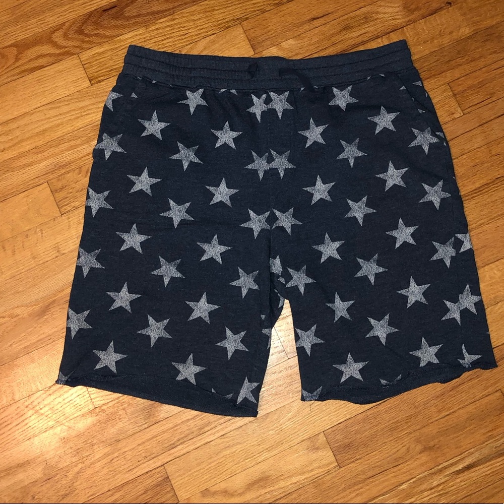 Star print shorts